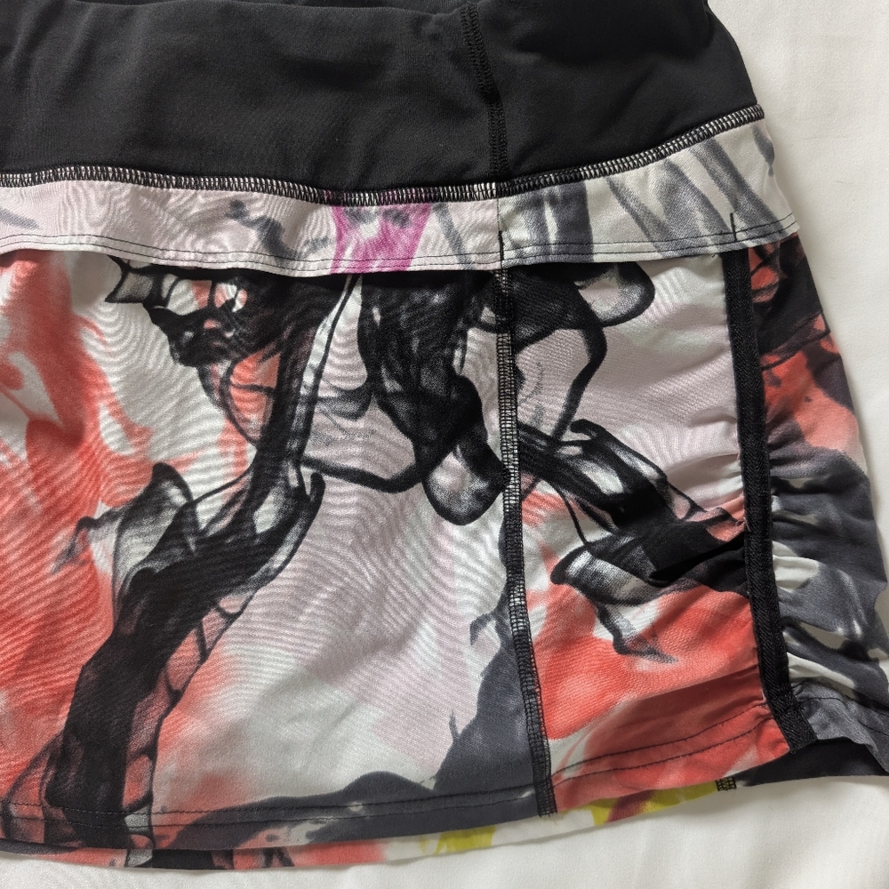Lululemon Rare Unicorn Tears Skirt Women's 4 Small skort rival running *As Is* - Picture 4 of 16